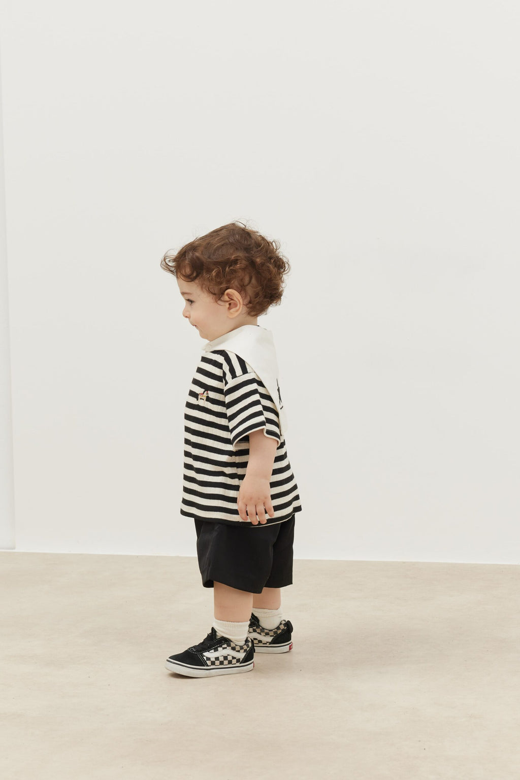 Travel collar t-shirt black