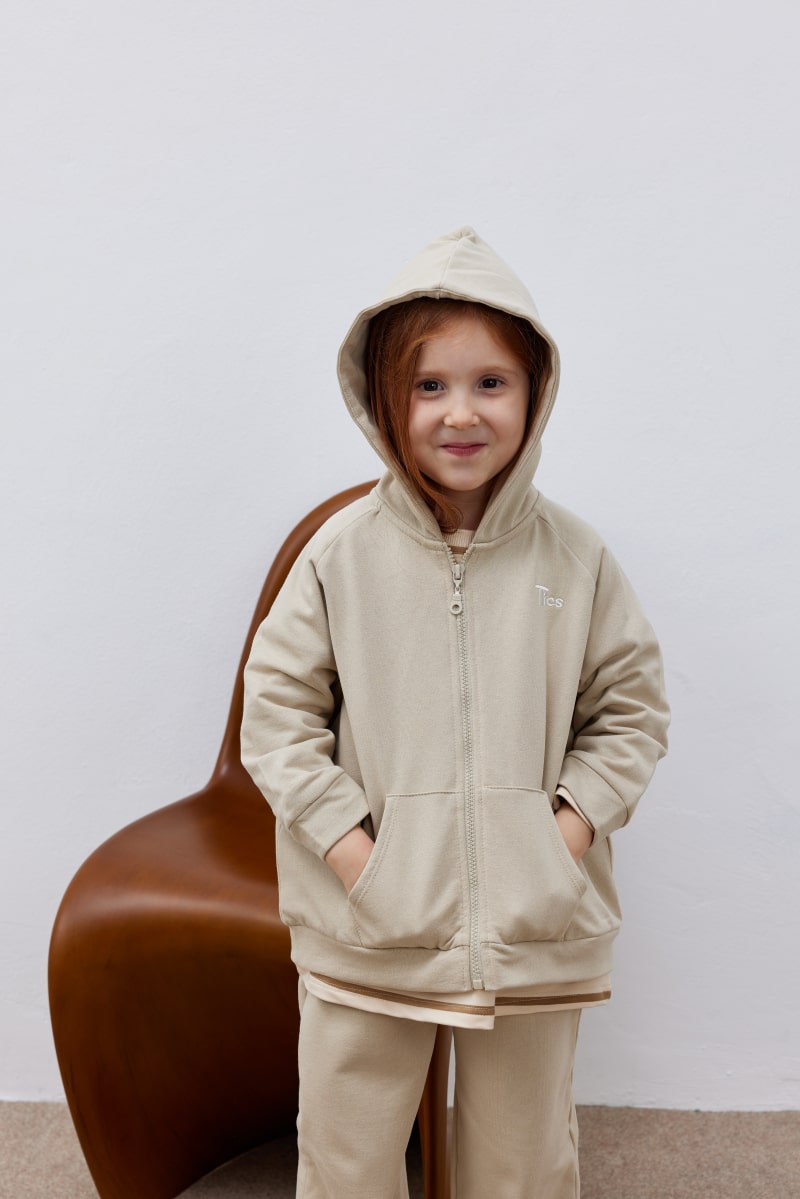Beige zipper and hooded set