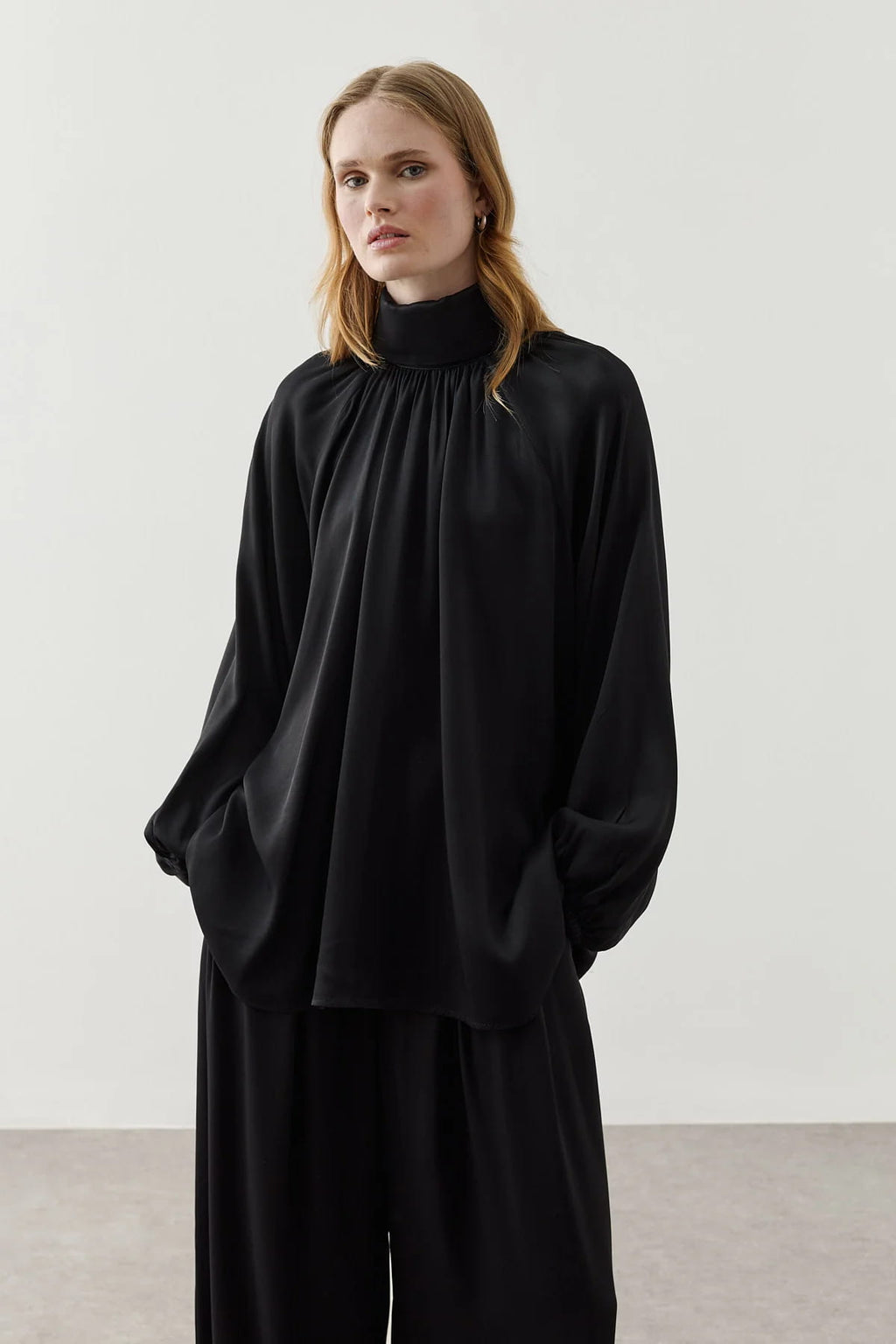 Black Ruched Pants Suit