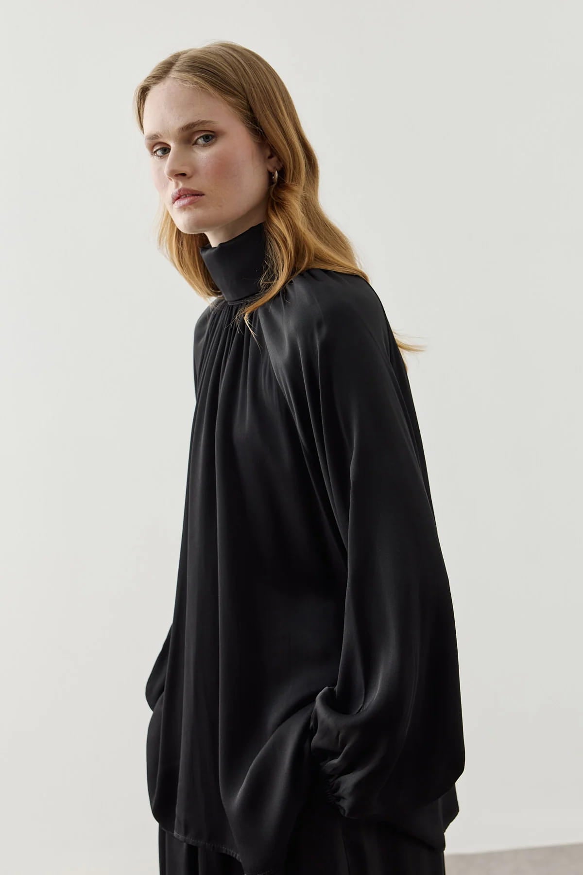 Black Ruched Pants Suit