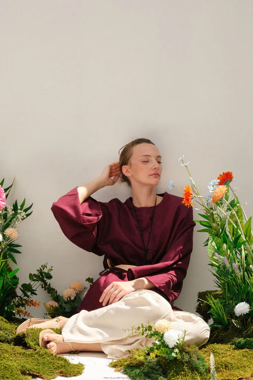 Burgundy draped cotton kimono shirt