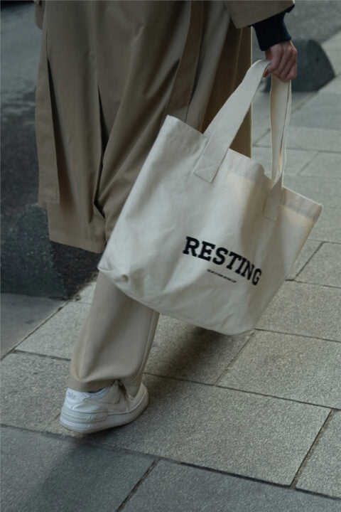 Ecru resting printed canvas bag