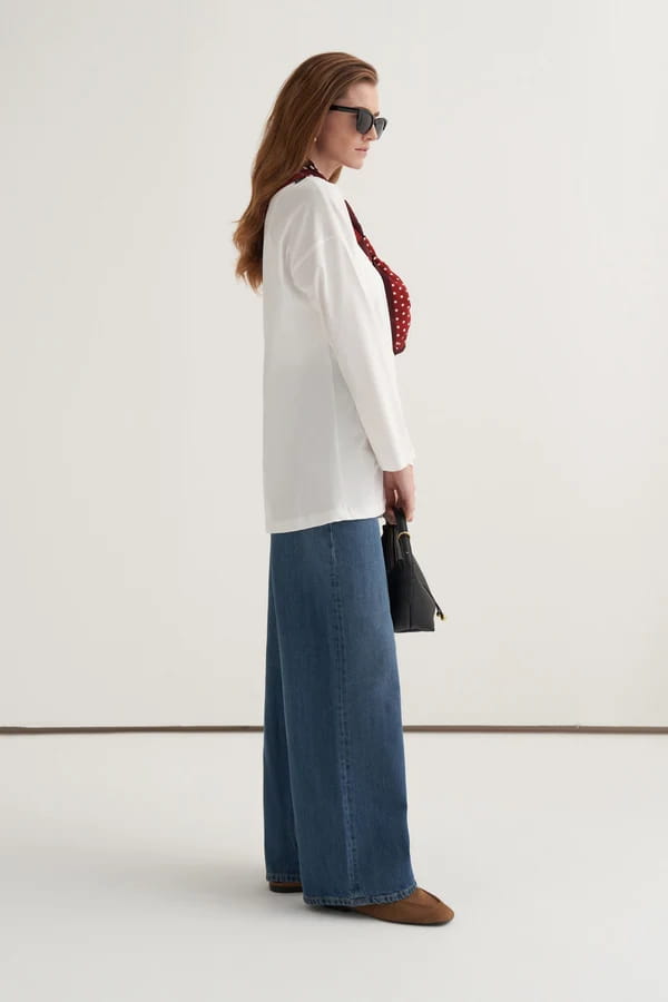 Ecru Basic Sweatshirt