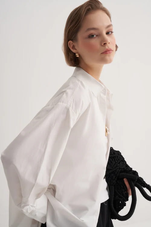 Ecru poplin oversized yoke shirt