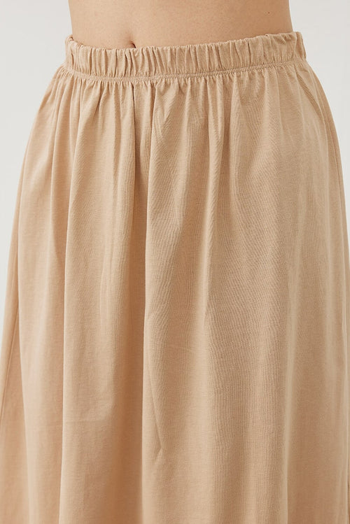 Beige skirt lining