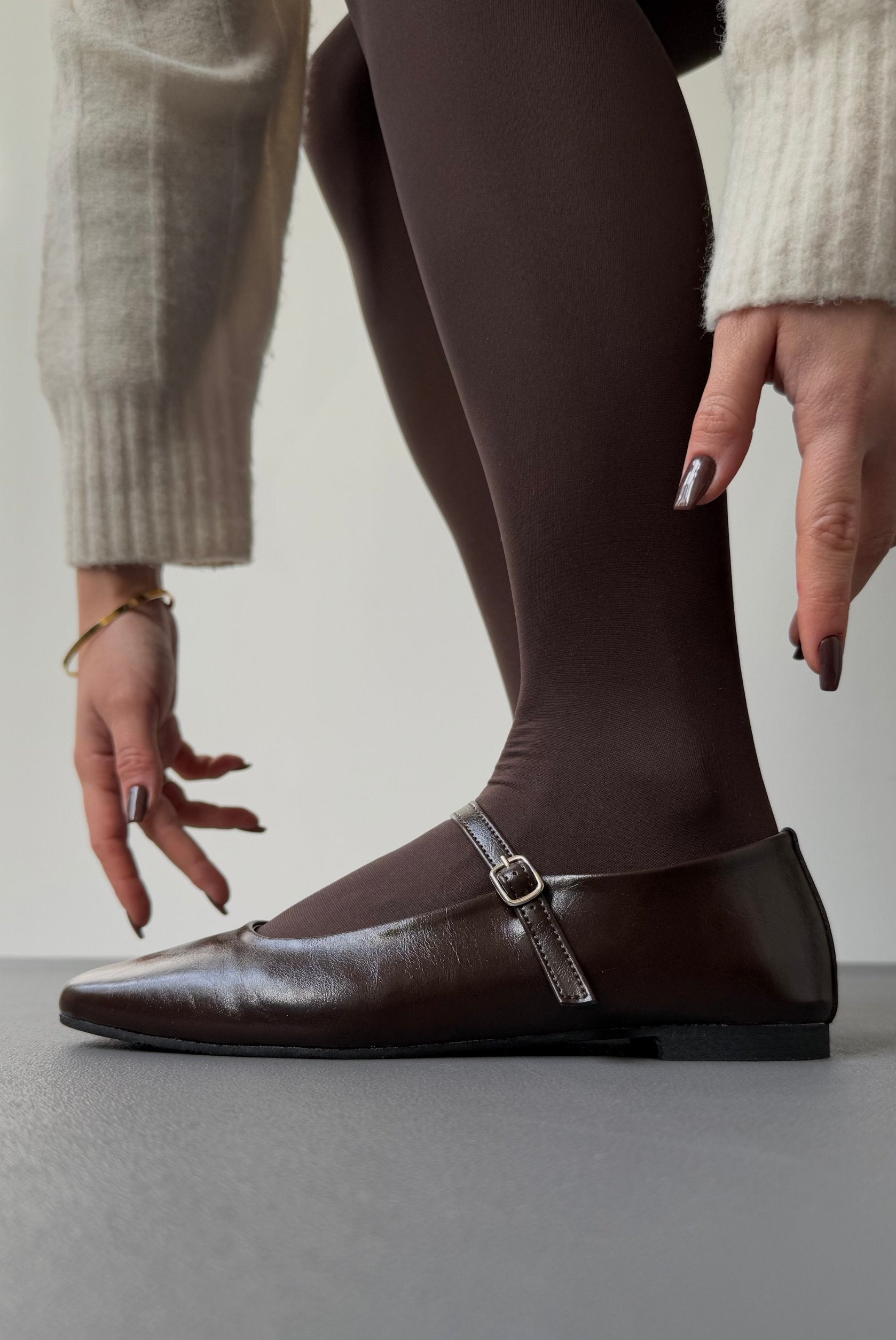 Burgundy ballerina flats