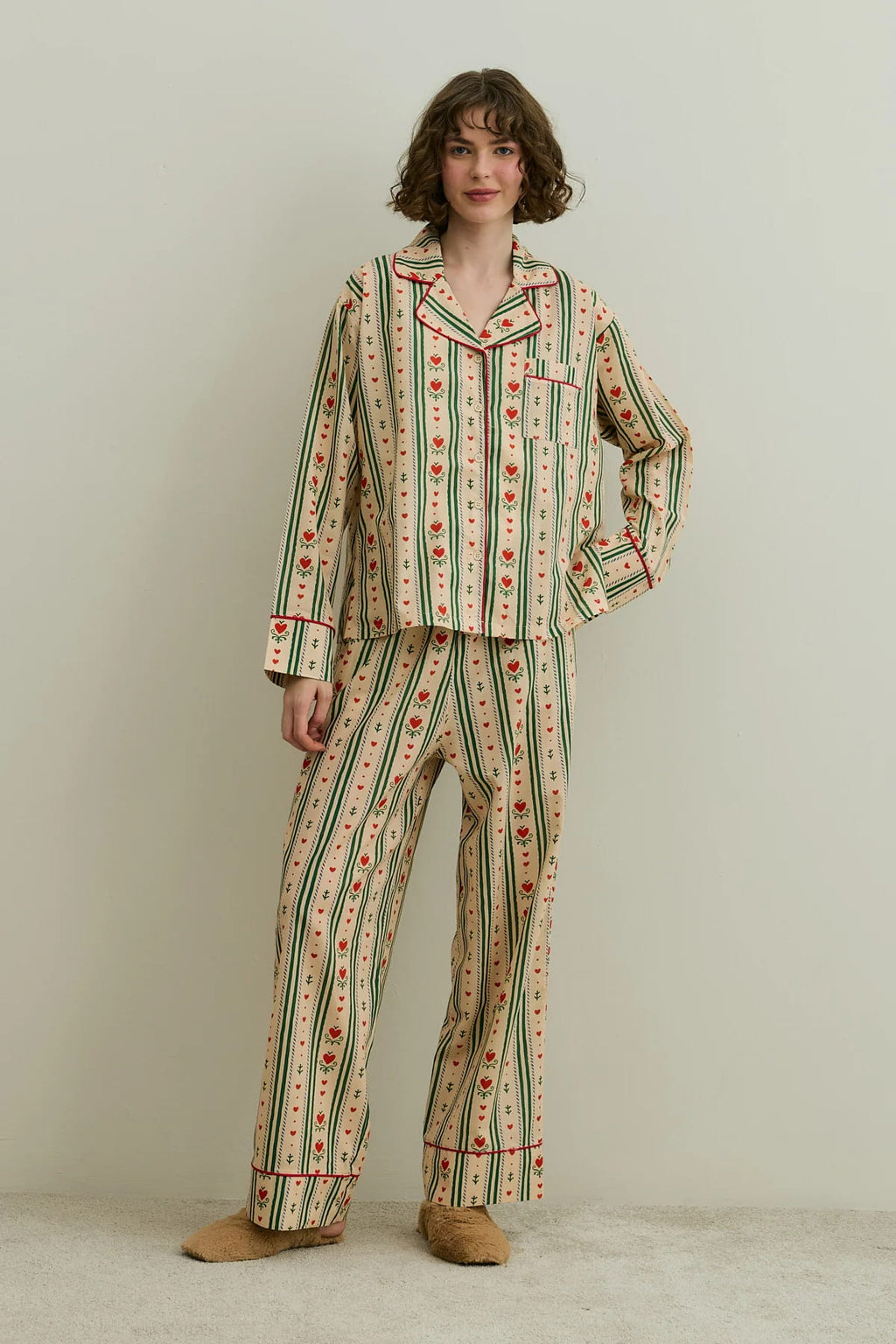 Beige Heart Print Pijama Suit