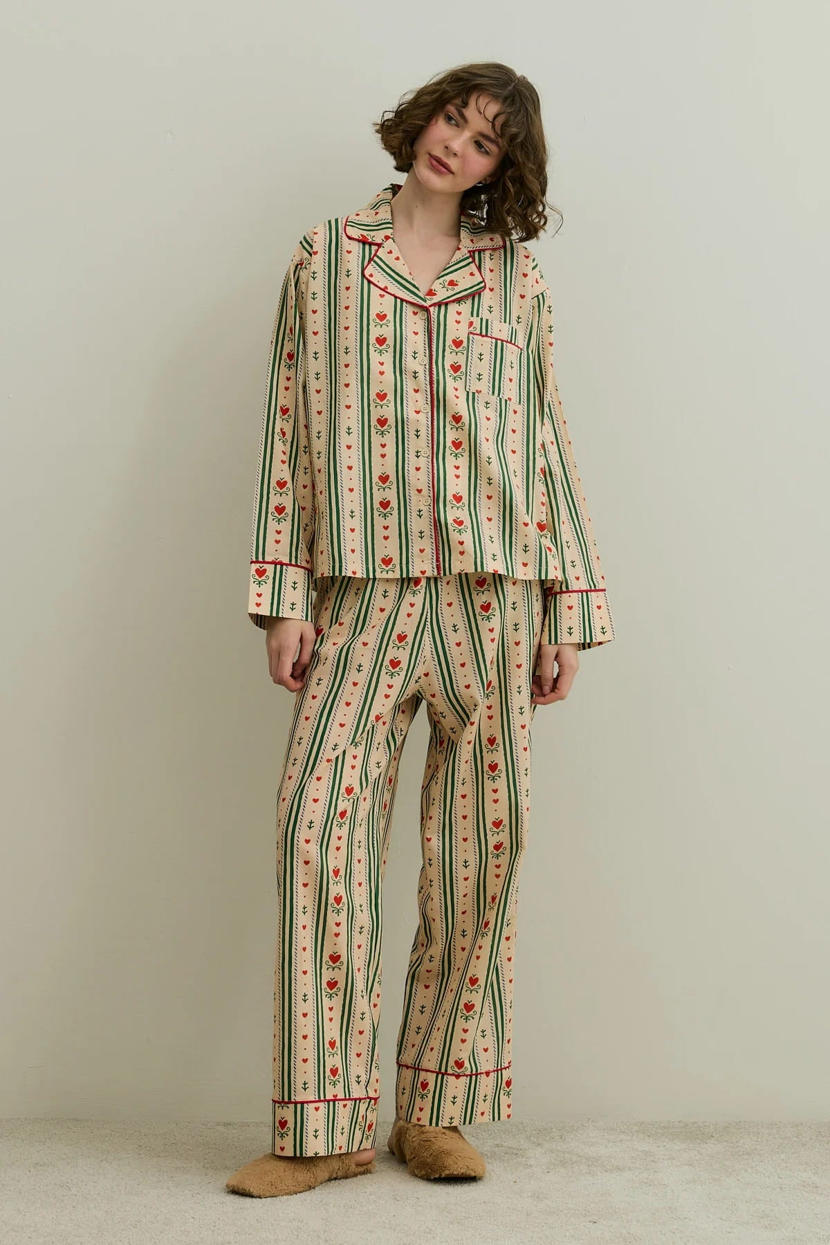 Beige Heart Print Pijama Suit
