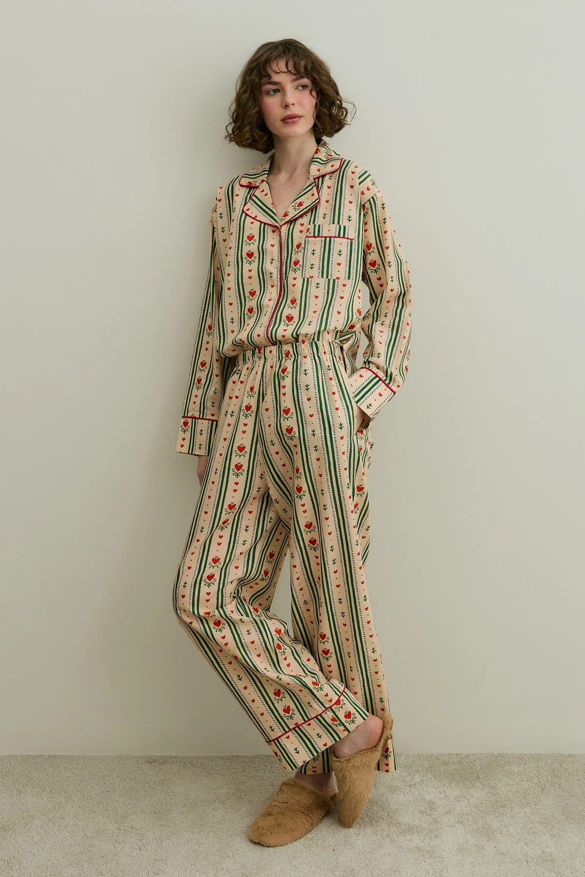 Beige Heart Print Pijama Suit