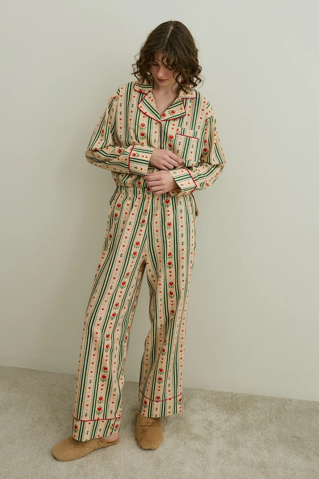 Beige Heart Print Pijama Suit