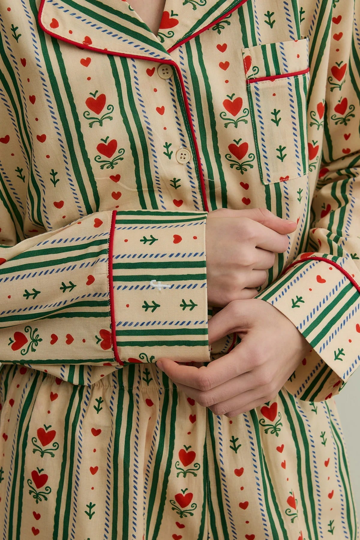 Beige Heart Print Pijama Suit
