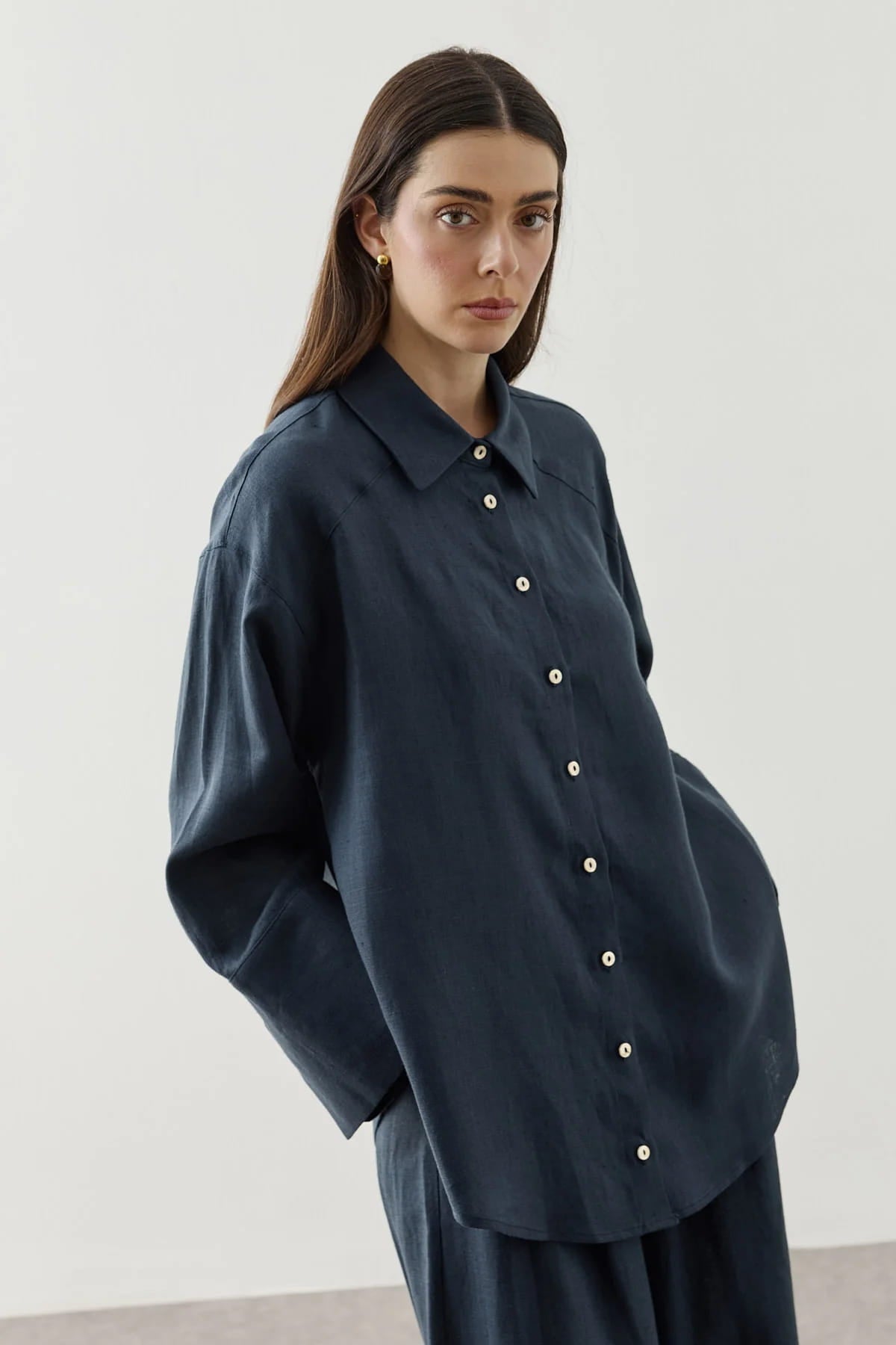 Navy Linen Cuff Shirt