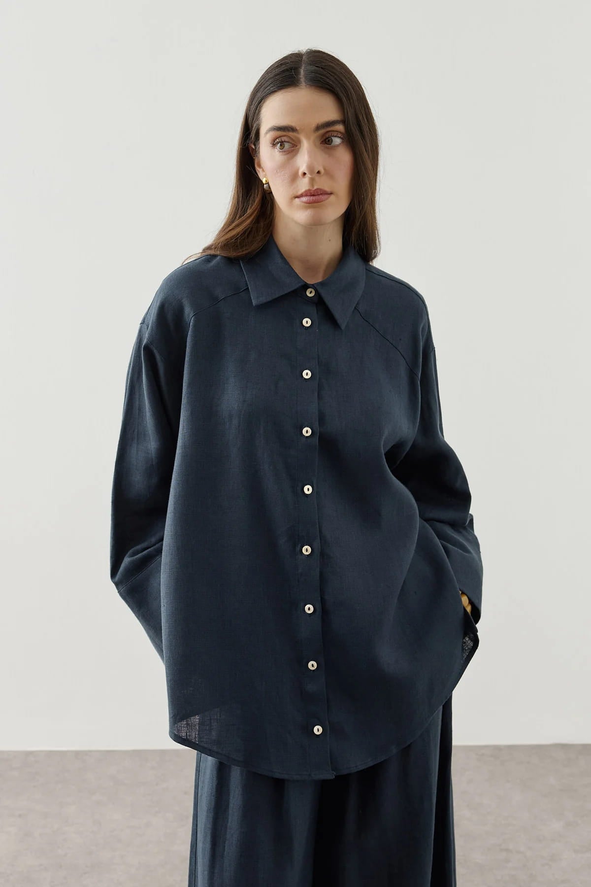Navy Linen Cuff Shirt