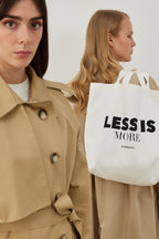 Printed gusseted canvas bag ecru