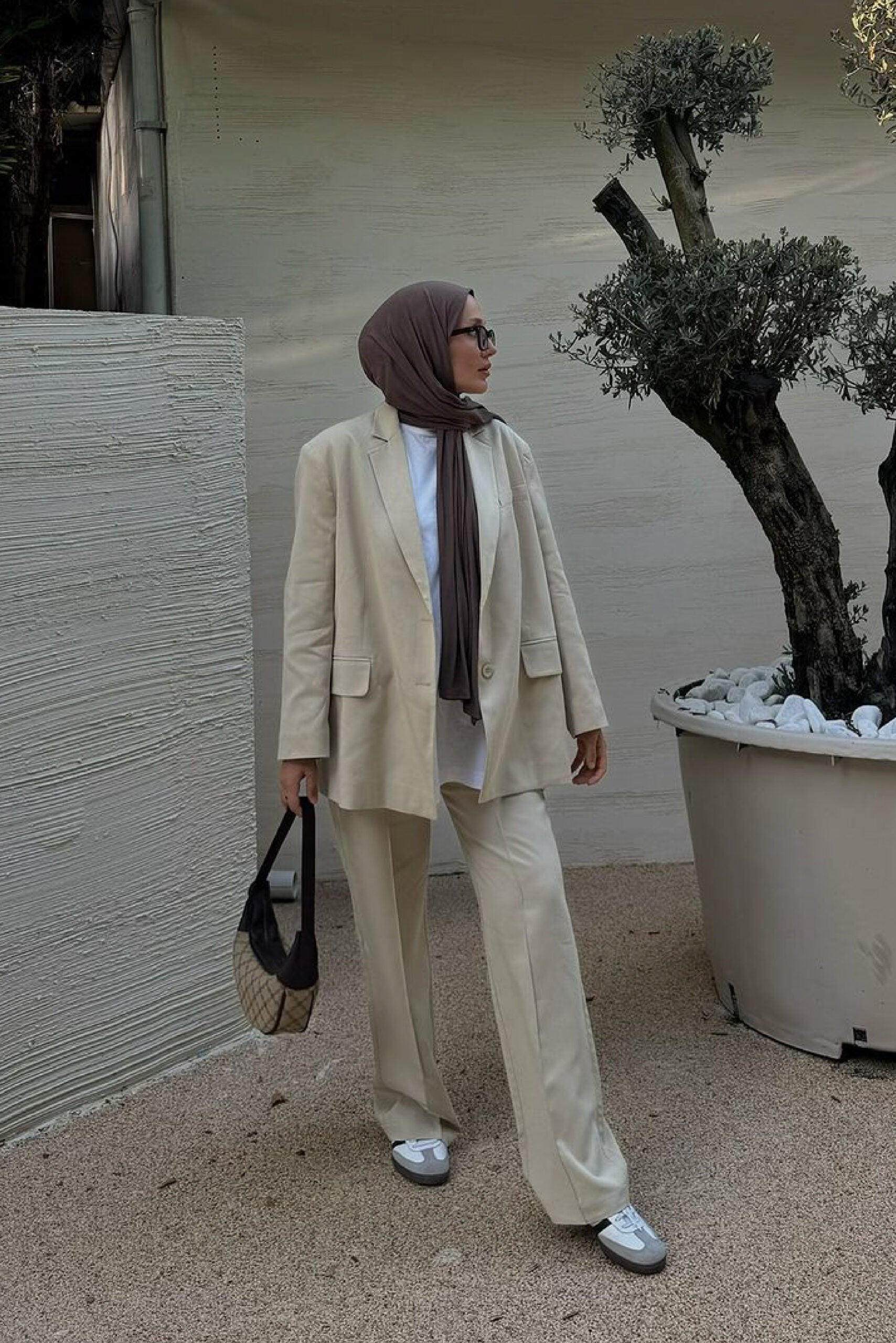 Oversize natural suit sand