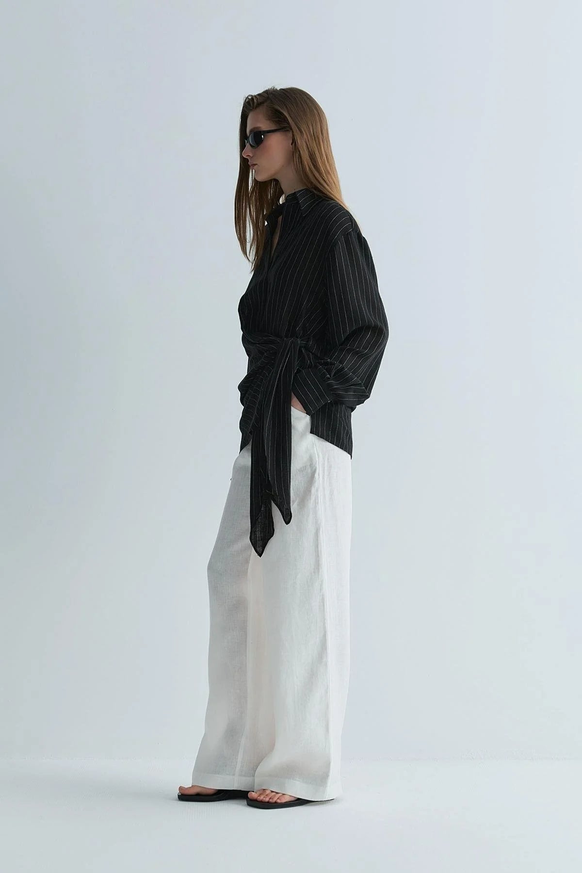 Black lino tied linen shirt