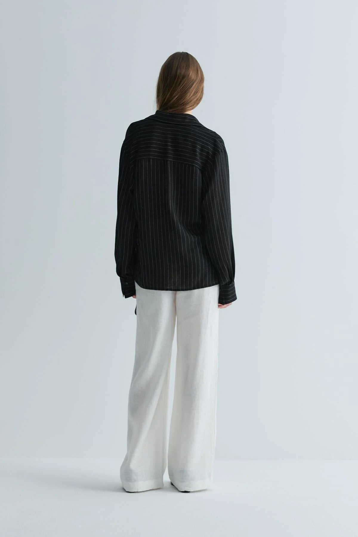 Black lino tied linen shirt