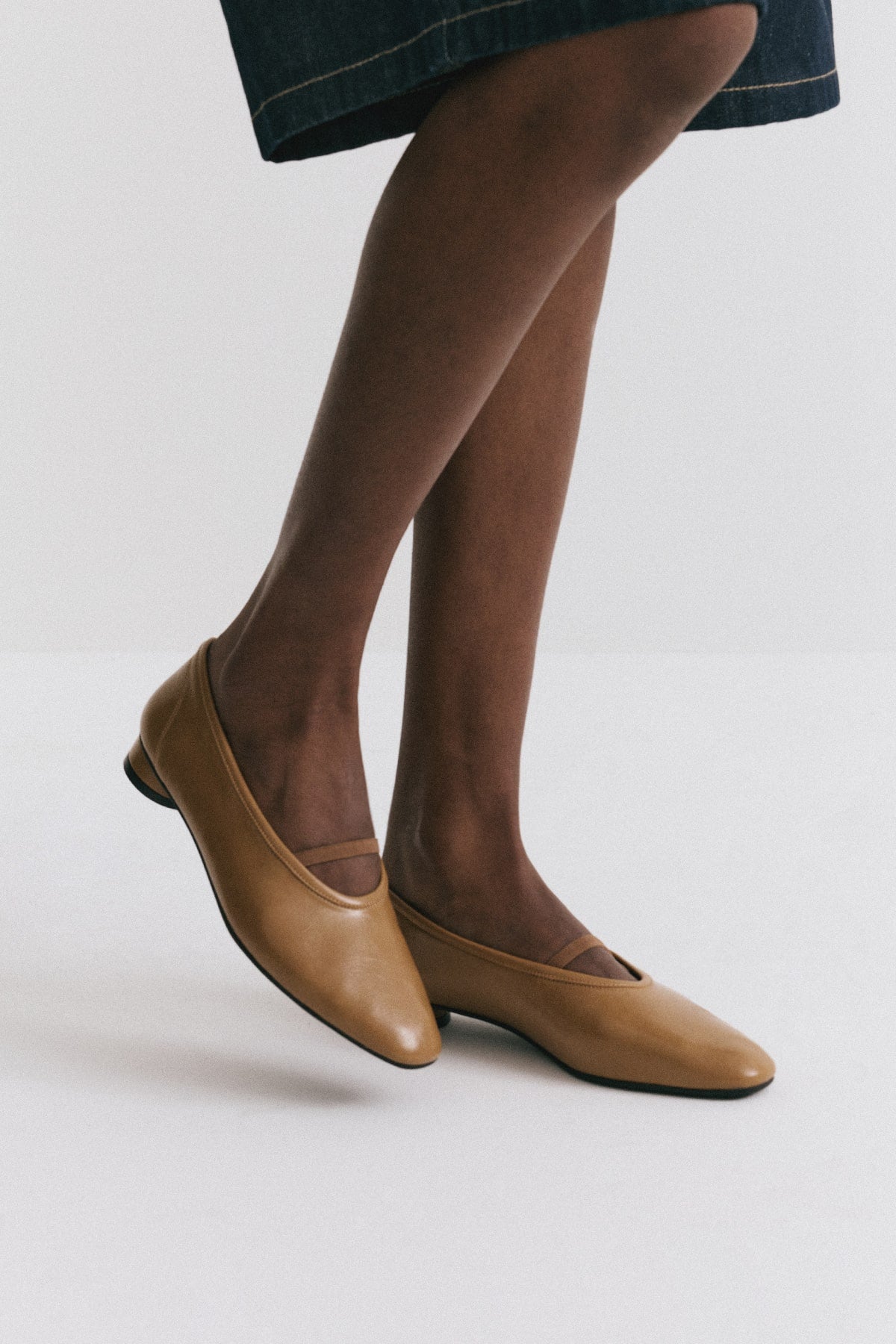 Caramel low-heel strap flats
