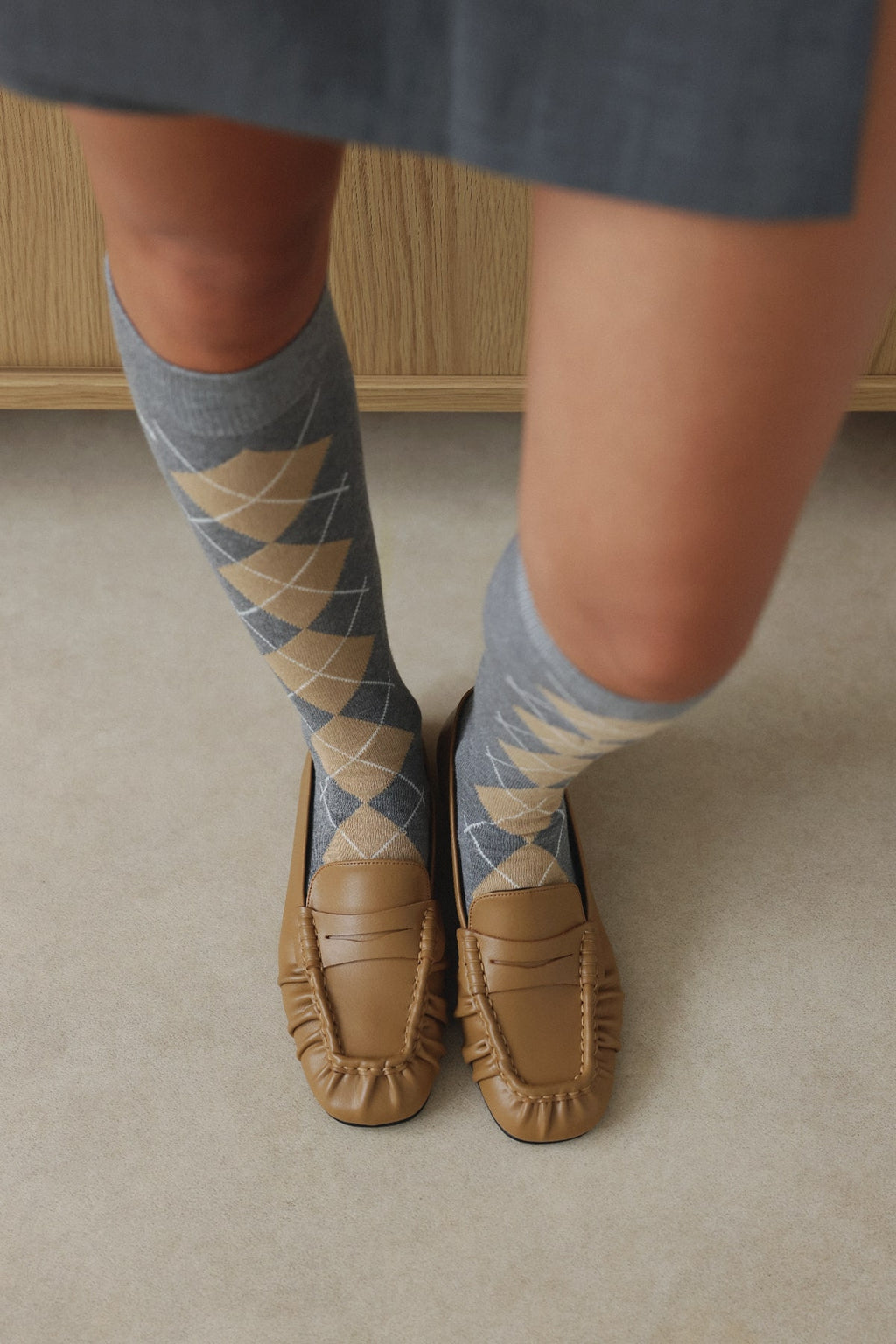 Caramel ruched loafers