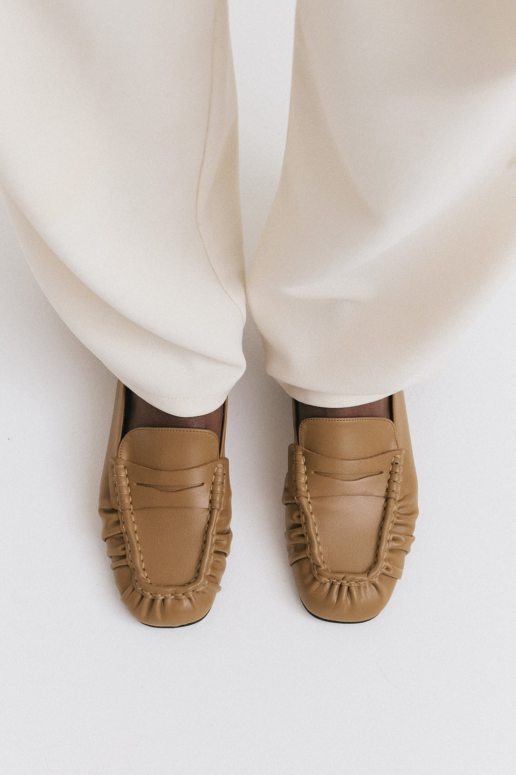 Caramel ruched loafers