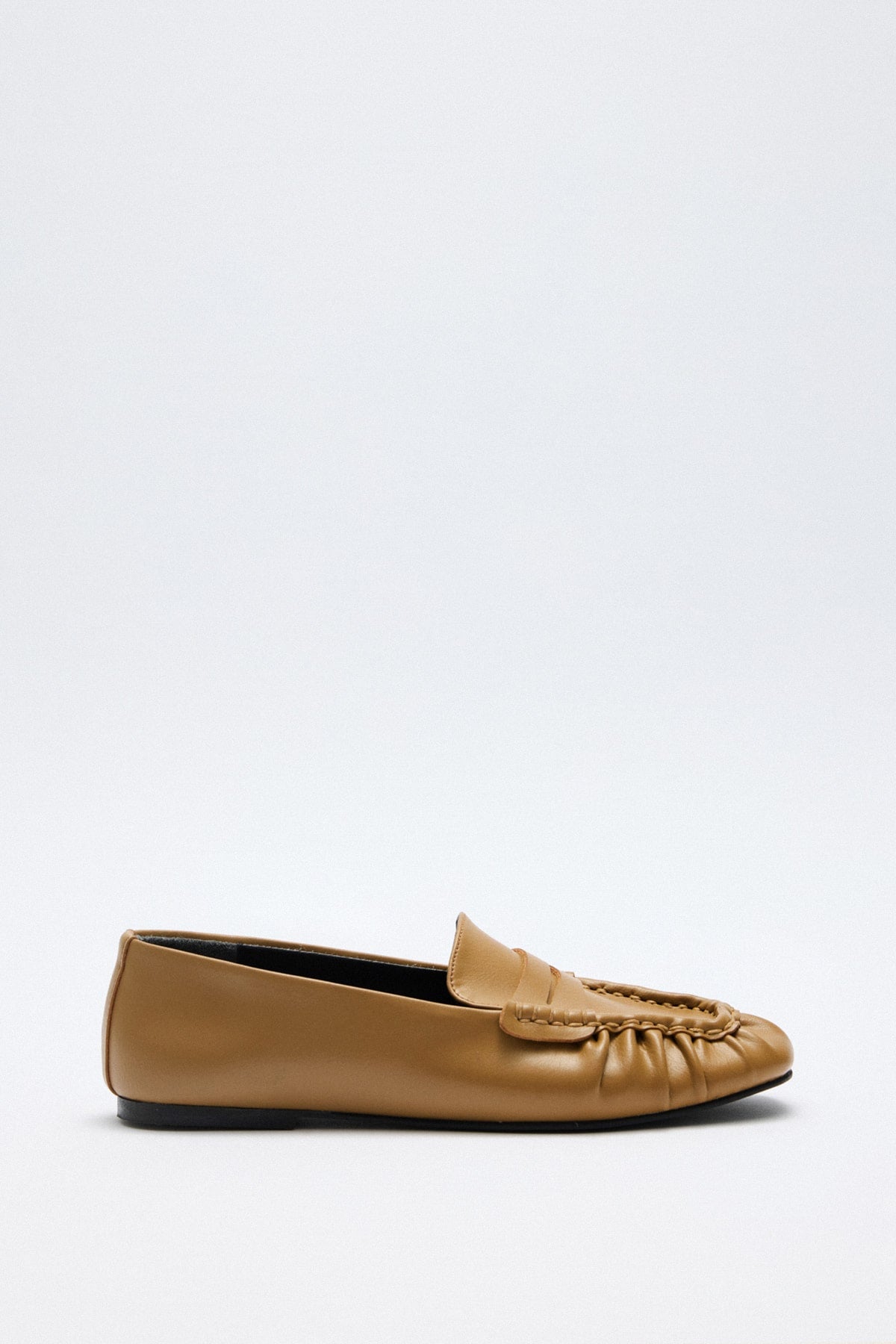Caramel ruched loafers