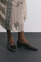 Dark brown low-heel strap flats
