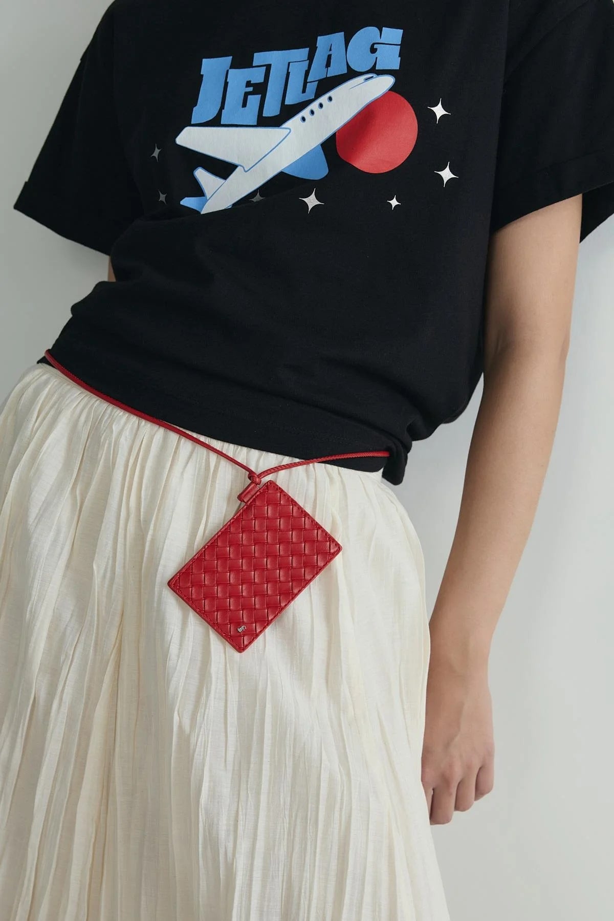 Red lue mirrored card holder