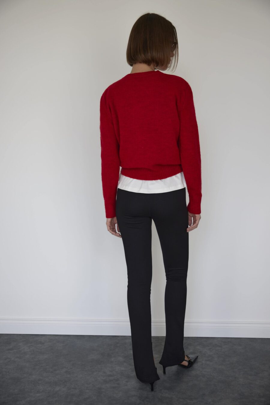 suud2264-min Red ester knit sweater
