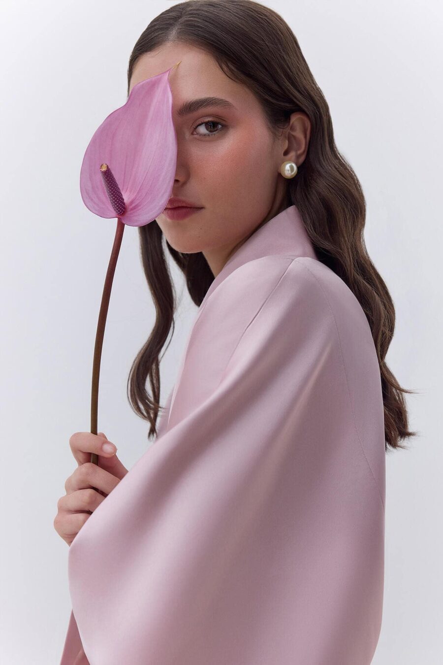 Satin belted kimono powder pink