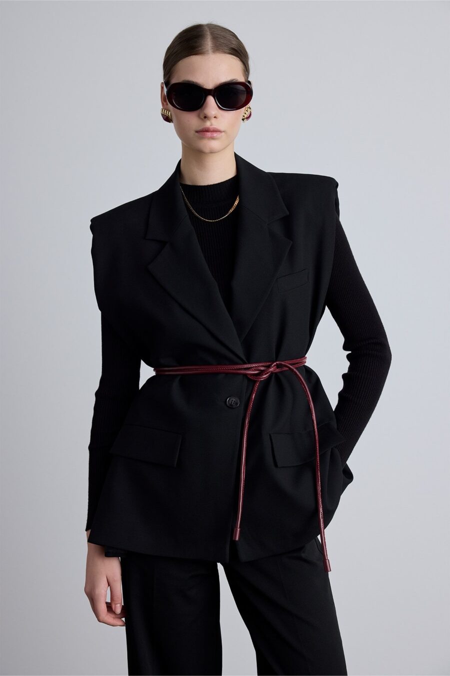 Tie-strap leather belt burgundy