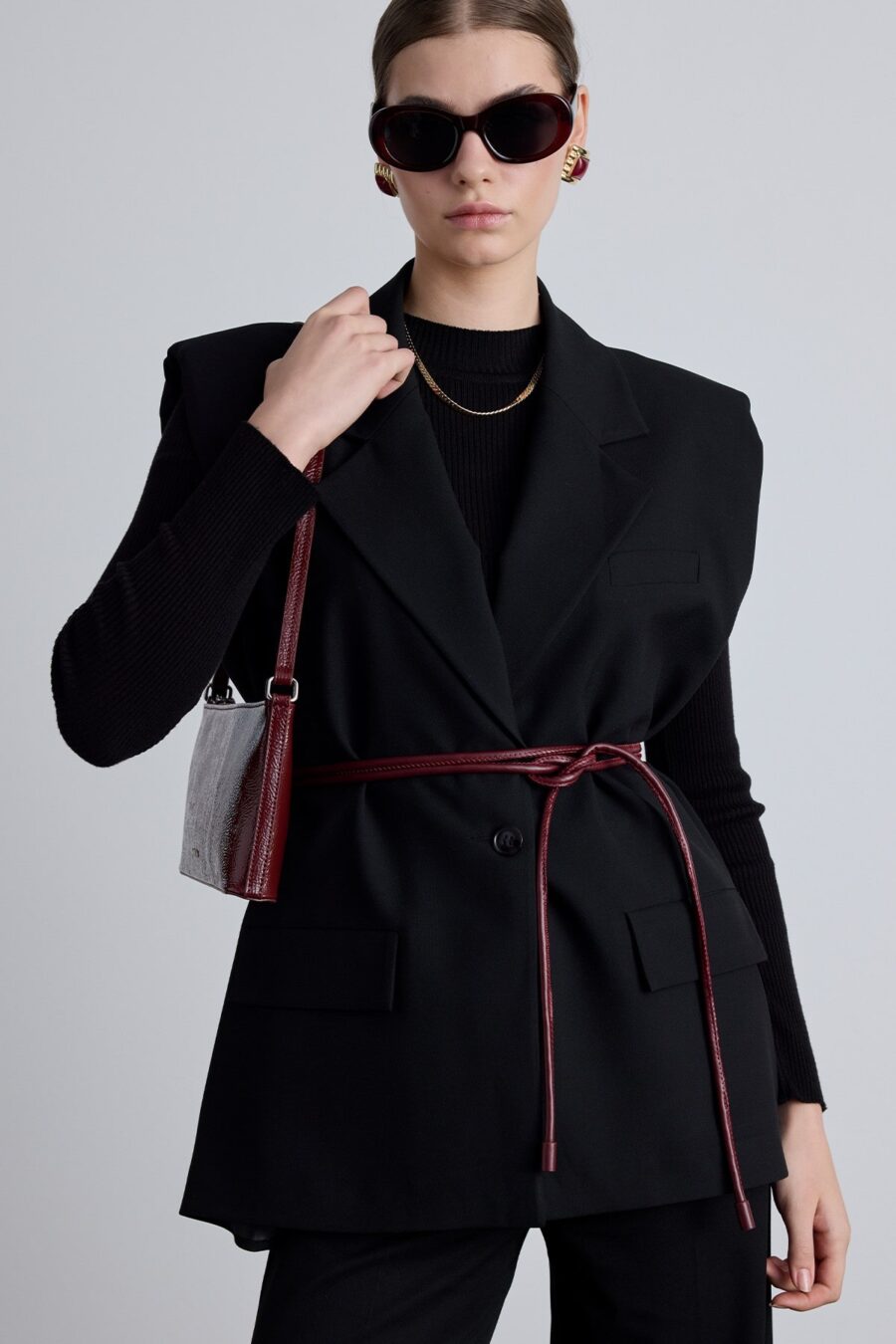 Tie-strap leather belt burgundy