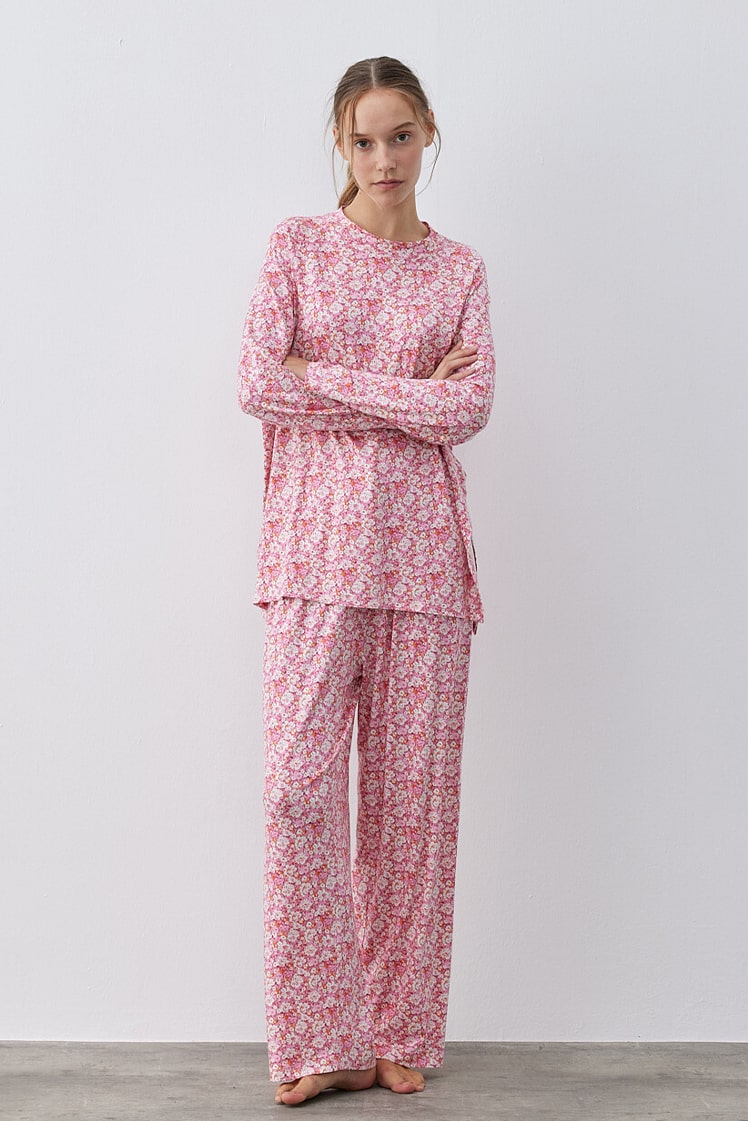 Patterned cotton relax pijama set with pink flowers