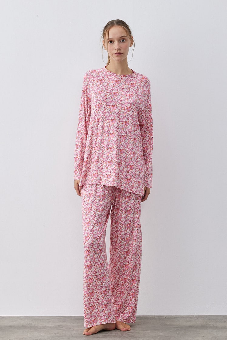 Patterned cotton relax pijama set with pink flowers