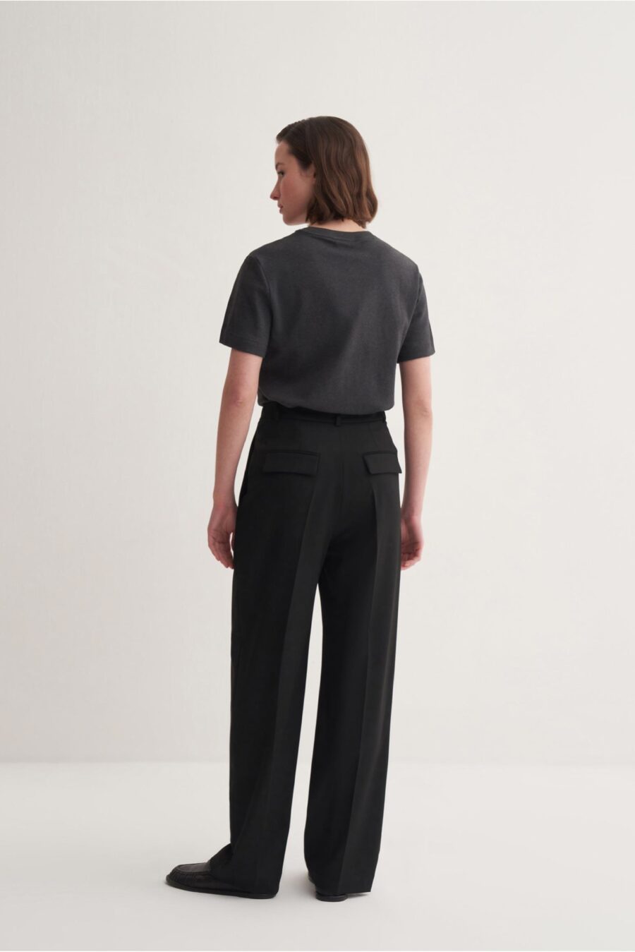 light Pleated wide leg trousers black