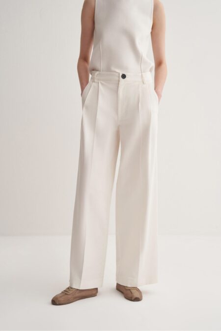 Double pleated straight fit jeans ecru