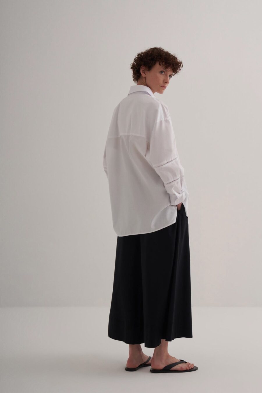 Scallop detailed cotton shirt ecru