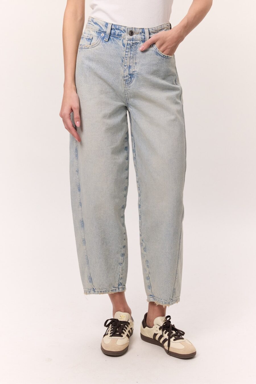 Loose baggy fit jeans light blue