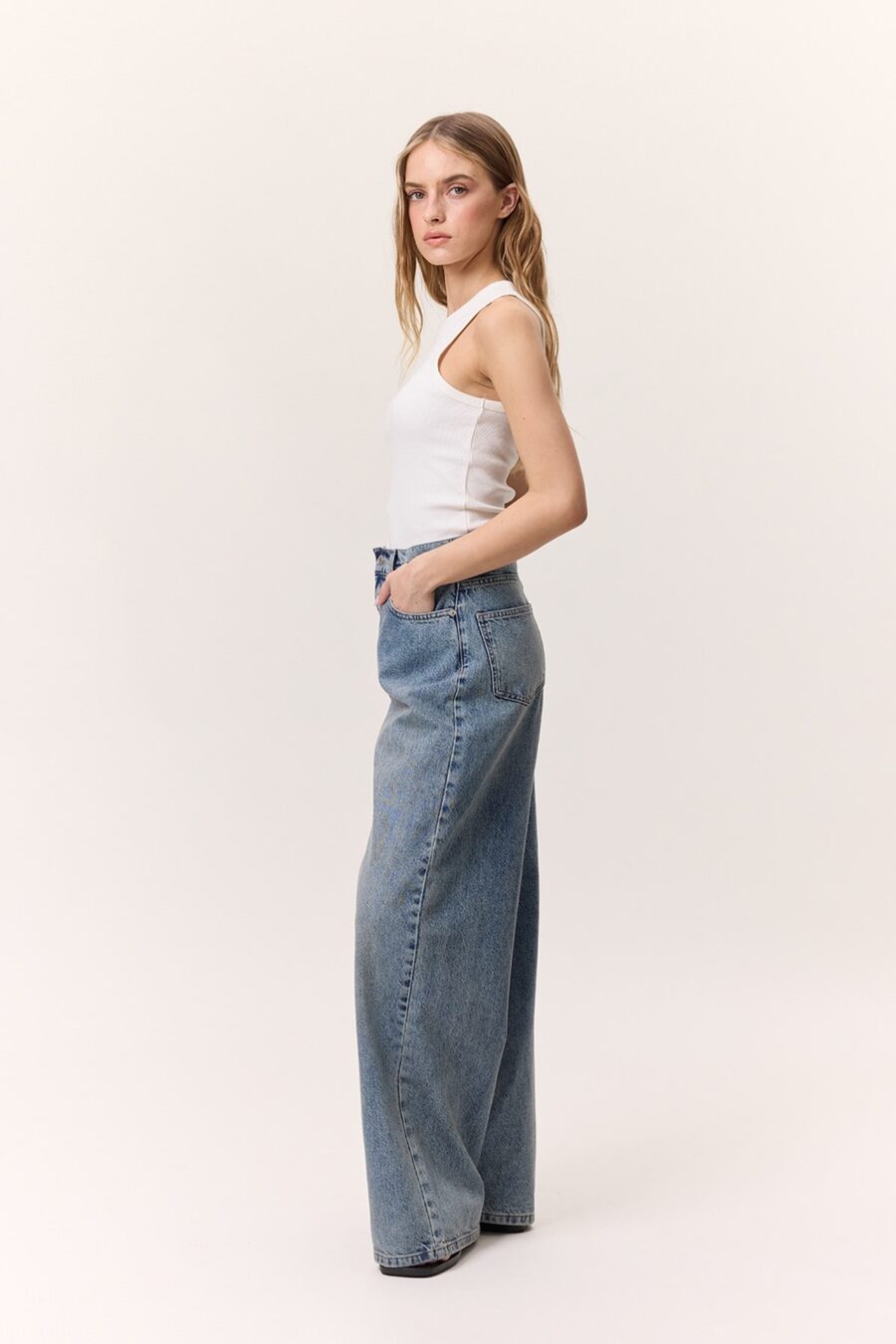 Mid waist loose fit jeans dark blue