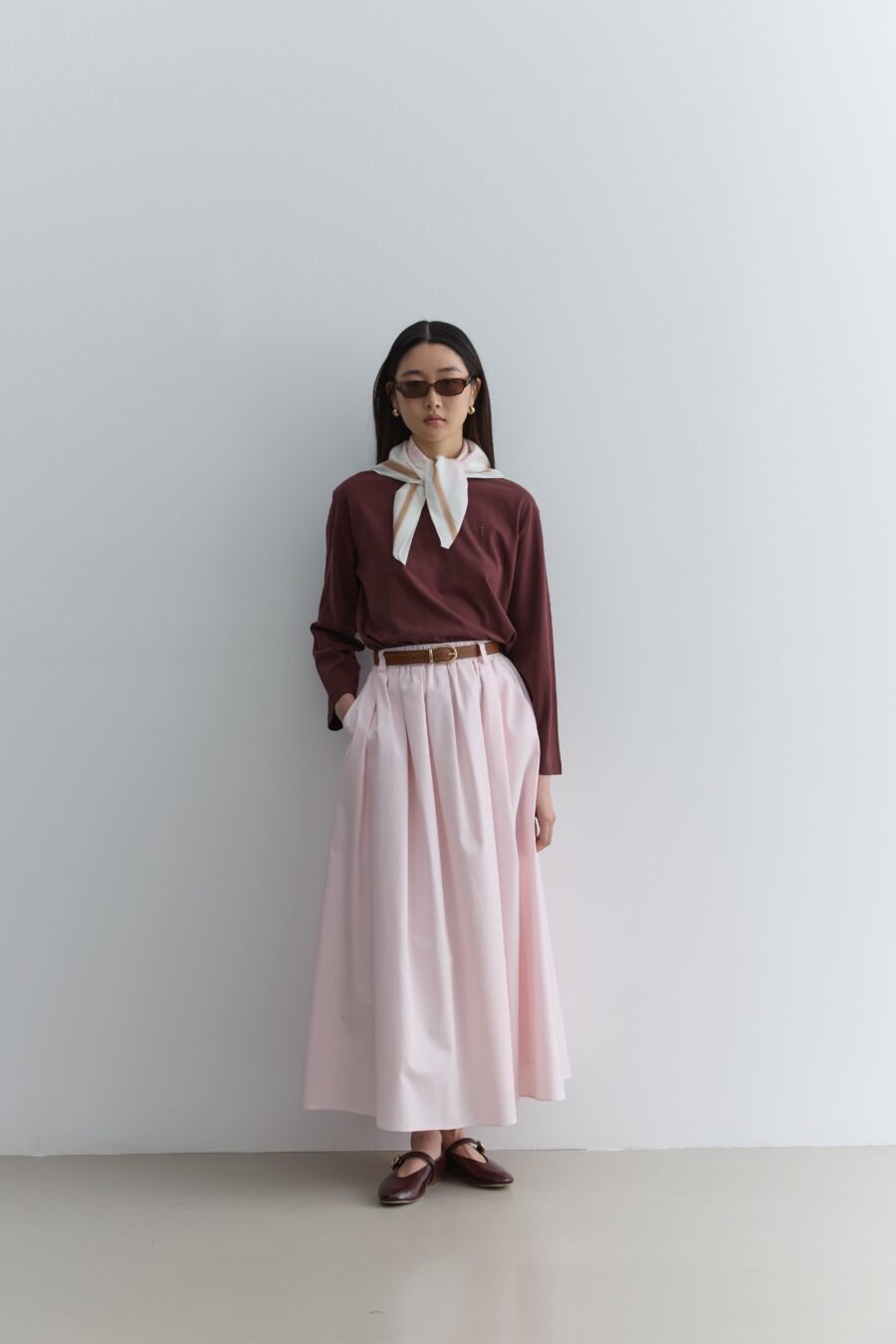 Pink pleated skirt
