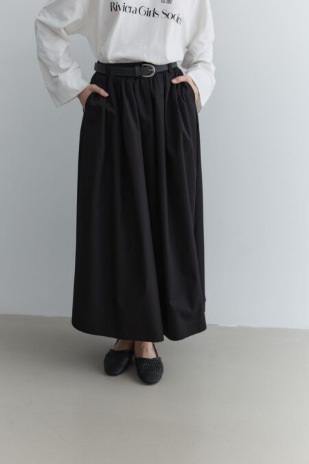 Pleated skirt black