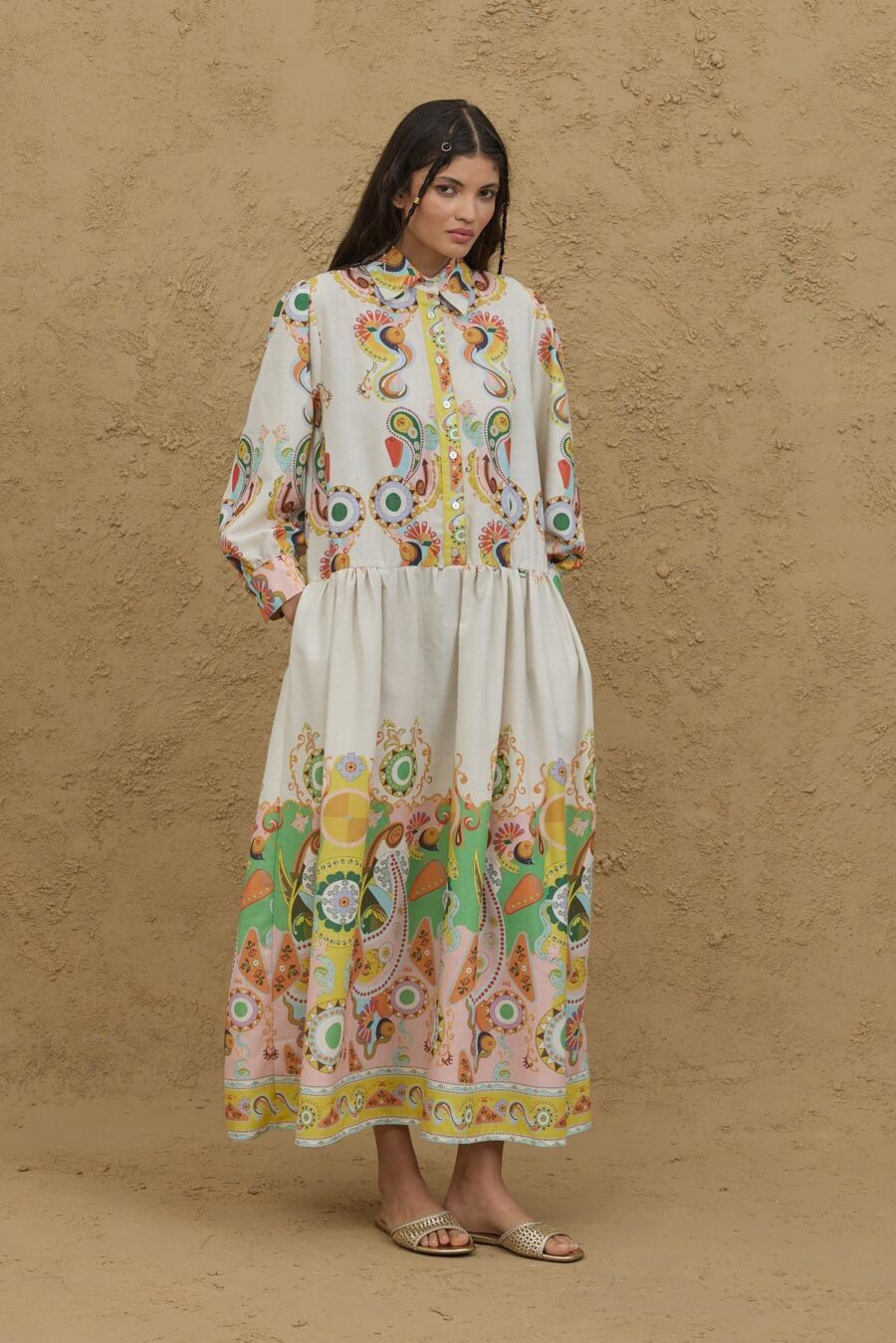 Patterned pleated dress natural