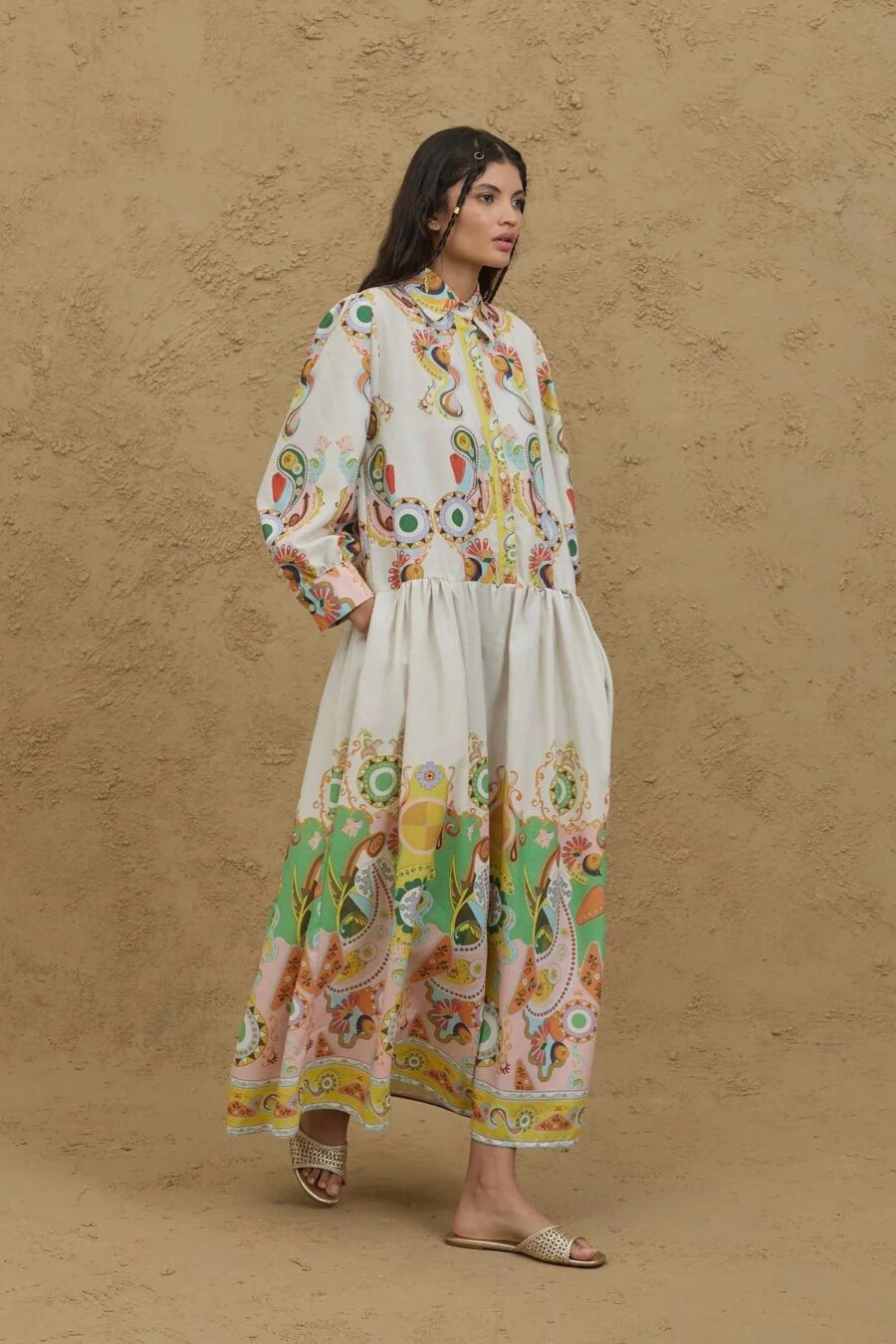 Patterned pleated dress natural