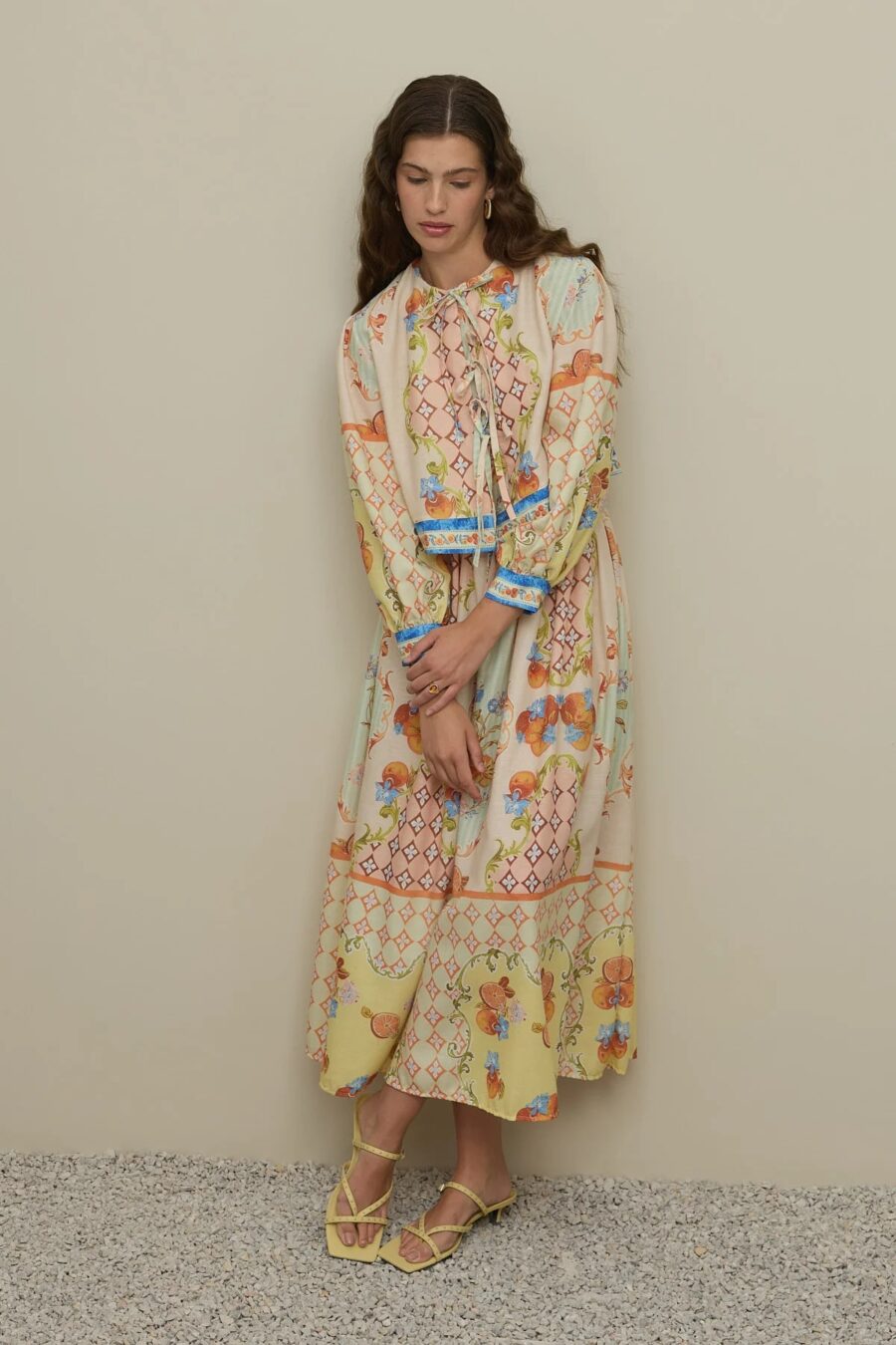 Patterned skirt suit natural