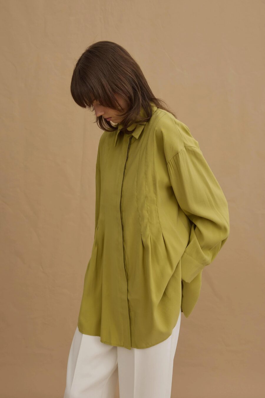 Pleated tencel shirt green