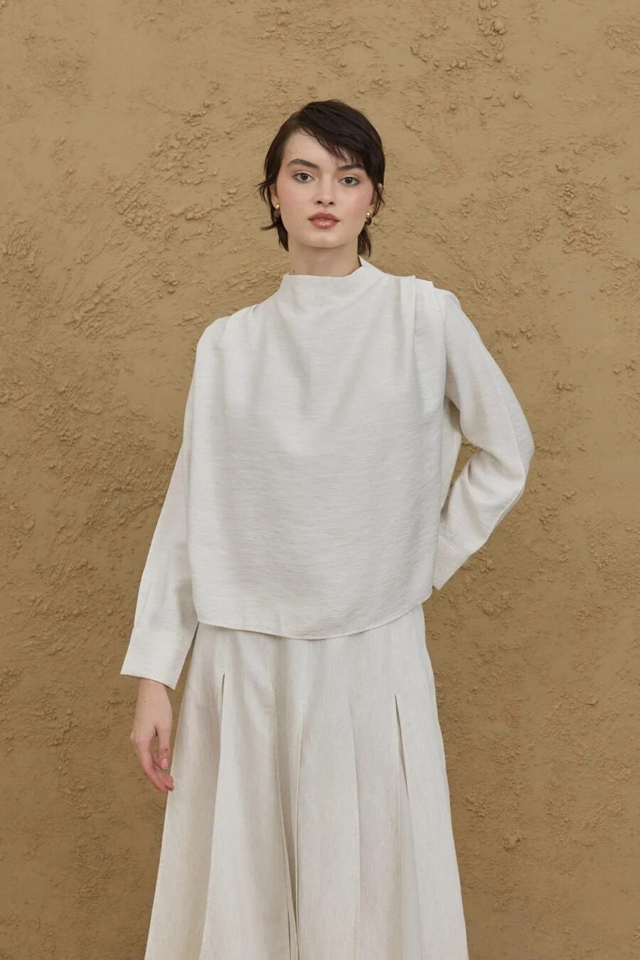 Flounce collar suit natural