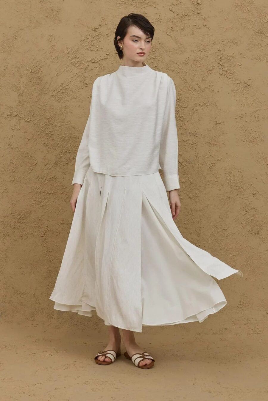 Flounce collar suit natural