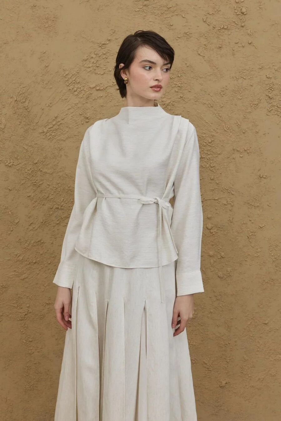 Flounce collar suit natural