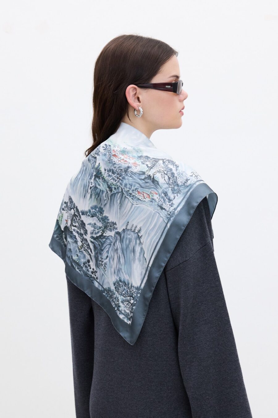 Patterned satin neck scarf valley anthracite