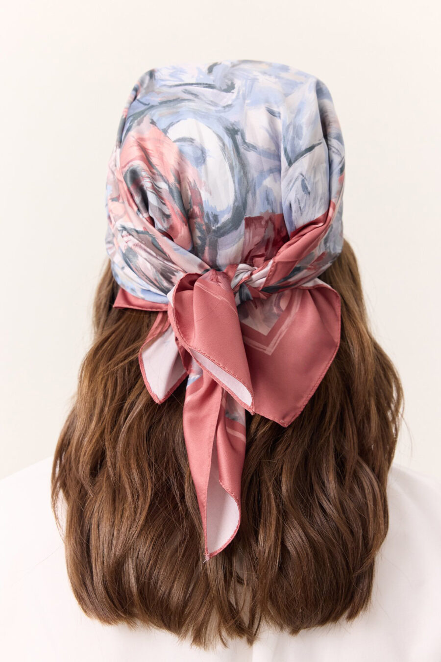 Patterned satin scarf sofia salmon