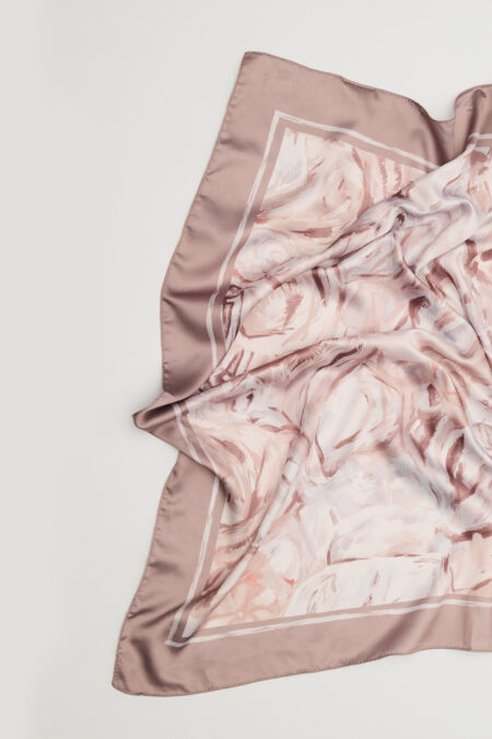 Patterned satin scarf sofia beige